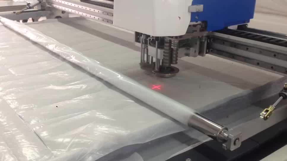 Automatic Cloth Cutting Machine With Straight Knife Fabric Pattern