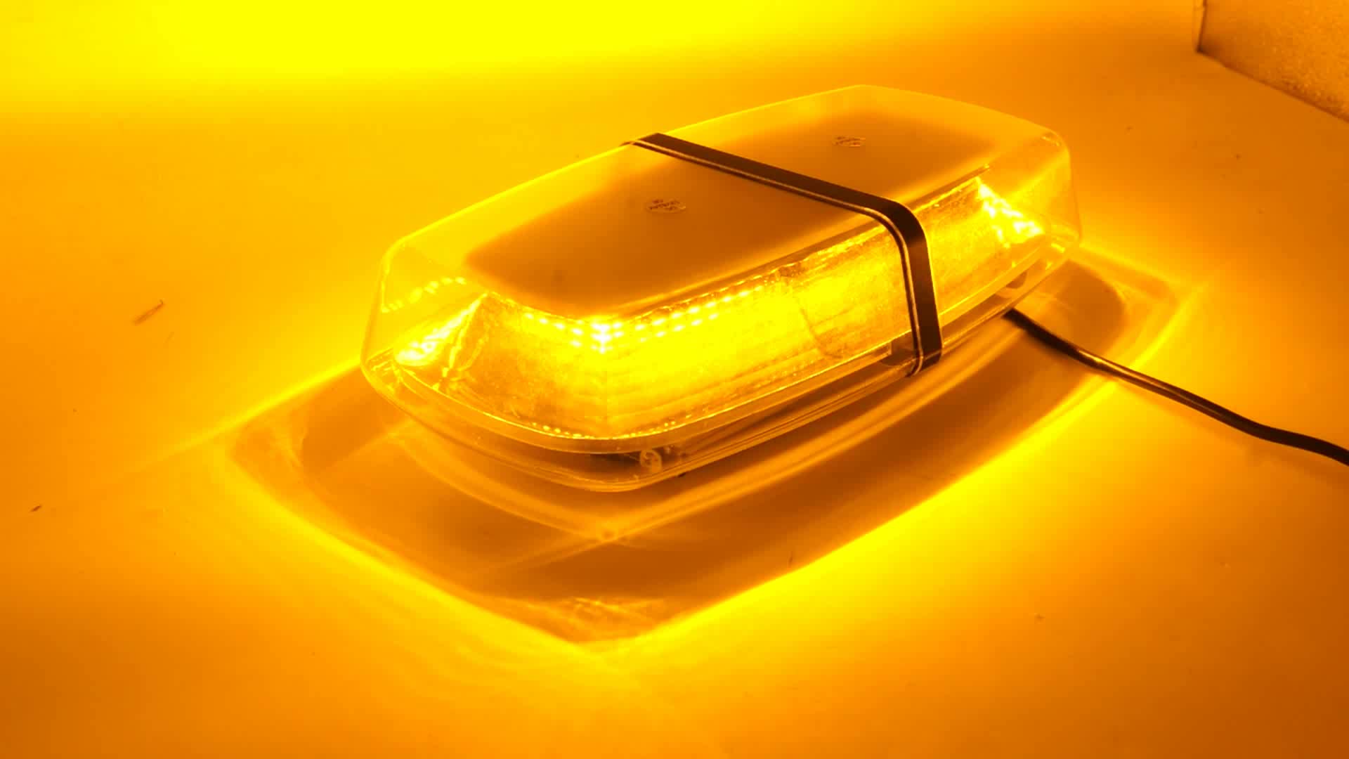 Factory Price Remote Controlled Warning Light 12v 72 Leds