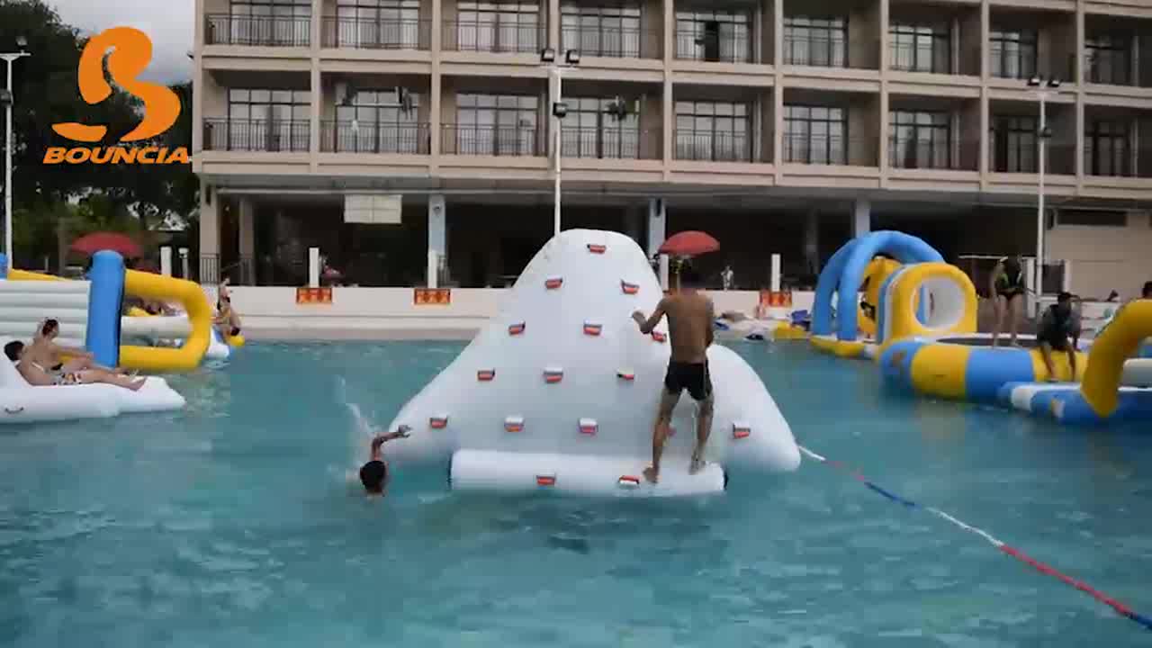 Aquapark Inflatable Water Park / Swimming Pool Inflatable Water Games