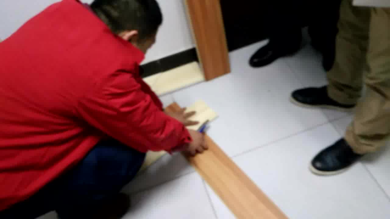 Bathroom Anti Slip Waterproof Spc Pvc Vinyl Flooring With Eva Bathroom Anti Slip Waterproof Spc Pvc Vinyl Flooring With Eva Padding