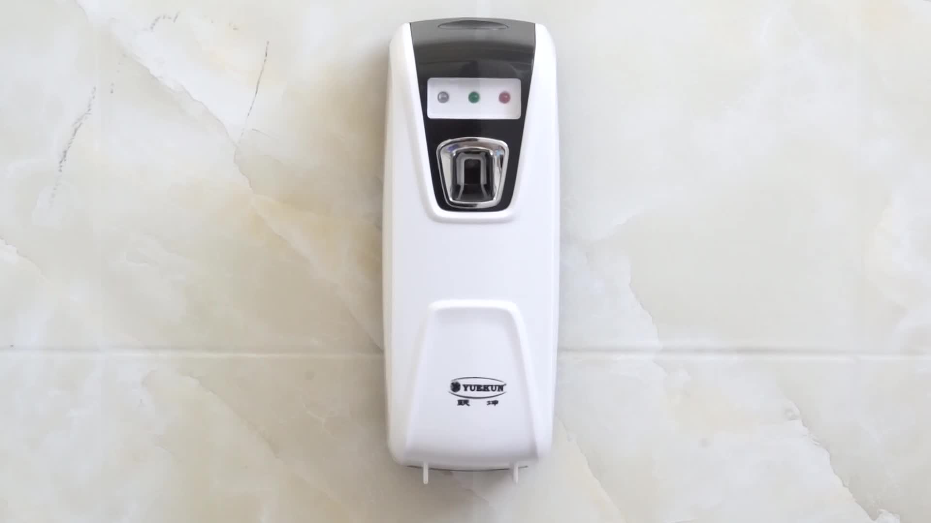 Light Sensor Air Freshener Machine / Automatic Hotel Day And Night Air