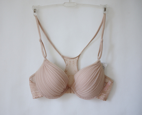 <em>泰国</em>elle<em>文胸</em>内衣7540蕾丝美背前扣Y型工字背