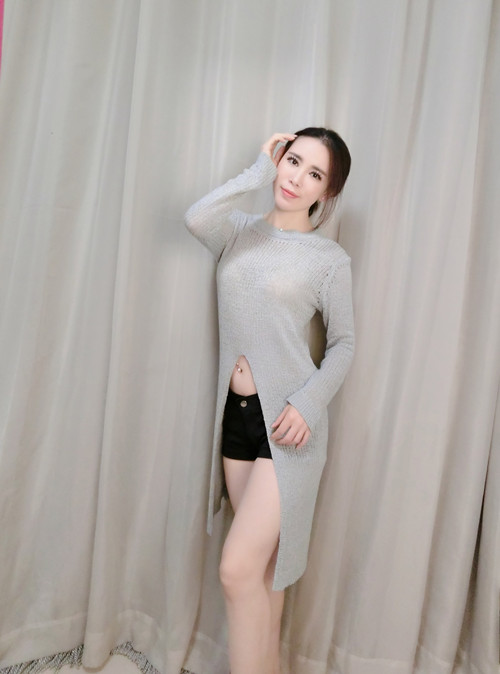 前開叉長款透視長袖針織衫在類目 女裝/女士精品, 毛針織衫中 - 來自Buy2taobao.com提供專業的淘寶代購服務