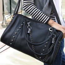女式包2012新款韩版铆钉链条包黑色水桶包复古手提斜挎包女包包