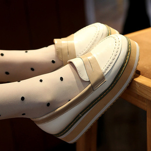  厚底松糕单鞋女鞋春新款休闲鞋欧美 英伦复古牛津鞋潮 蘑菇街