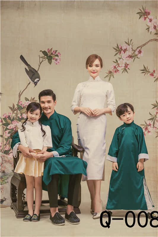 ancient costume theme Studio Family portraits Photo Photography A Four photograph clothing Chinese style Republic of China The gown cheongsamin the Children/Baby/Family fitted , Other category - from Buy2taobao.com to provide professional Taobao agent buy service