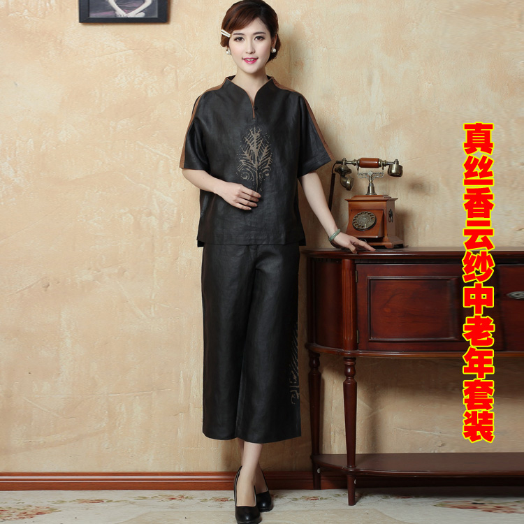 唐依容中式真丝香云纱莨绸九分女裤中老年妈妈加大码短袖套装手绘在类目 女装/女士精品, 中老年女装中 - 来自Buy2taobao.com提供专业的淘宝代购服务