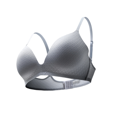 一片式无痕聚拢文胸透气薄款舒适无钢圈本命年无痕三角杯内衣女士