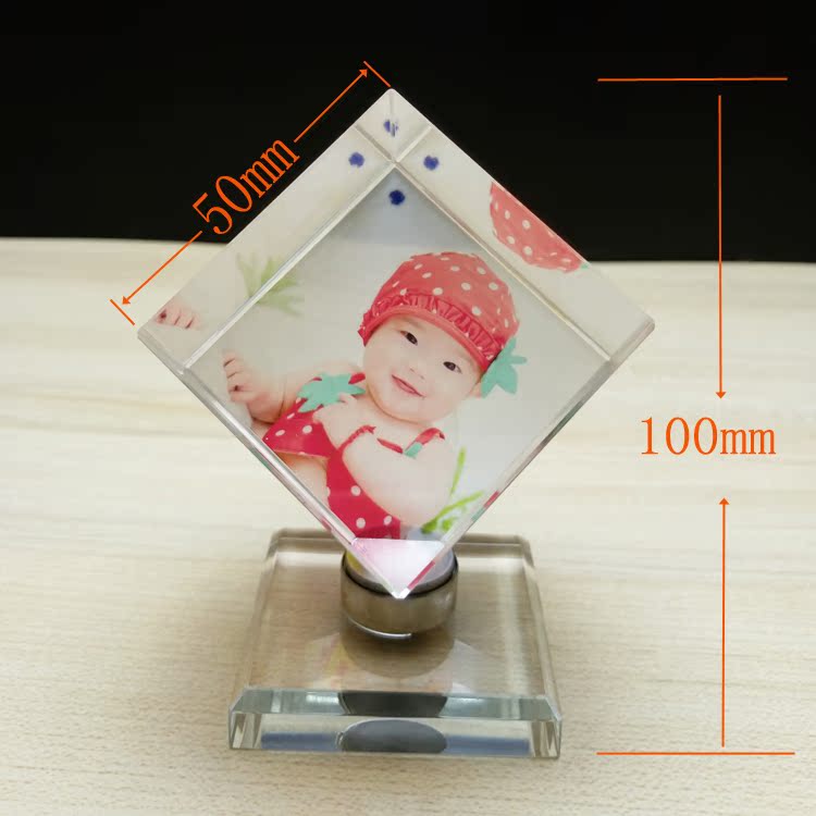 秒杀照片制作相片旋转五厘米小魔方水晶摆台方型水晶影像私人定制|ruв категории персональные настройки/разработка услуг/DIY, ежедневно/украшения на заказ, кристалл настройки, изображения, настроить кристалл - от Buy2taobao.com для оказания профессиональной услуги покупки агента Taobao