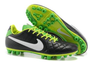  新款大促销正品耐克里格拉系列真皮ag钉草钉TPU钉耐磨比赛足球鞋