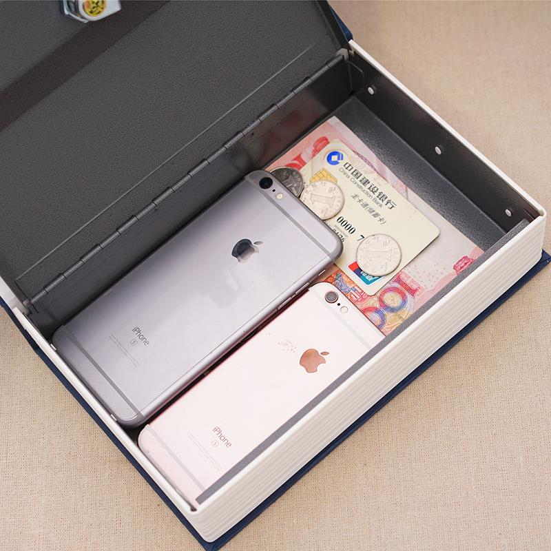 大號迷妳的裝錢仿真書本保險箱帶鎖小密碼盒收錢箱防摔家用保險箱在類目 節慶用品/禮品, 創意禮品, 儲蓄罐中 - 來自Buy2taobao.com提供專業的淘寶代購服務