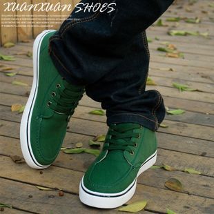  春季新款男中帮帆布鞋韩版潮英伦风男式休闲鞋车缝线纯色男款板鞋