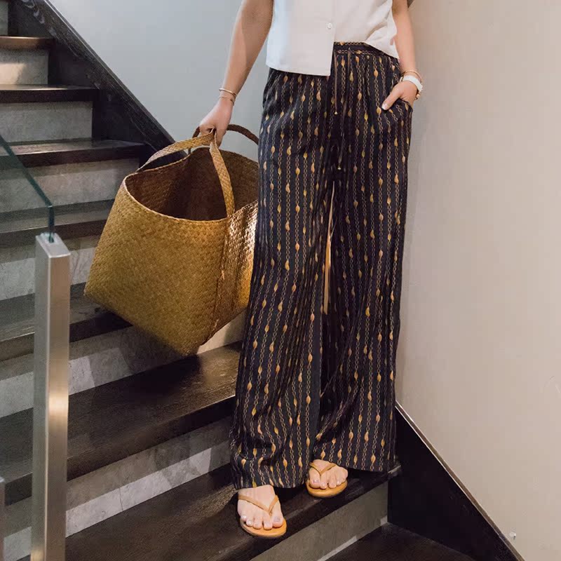 夏天的裤子!汤汤2004 19夏季新品系带双绉真丝阔腿裤宽腿裤子女在类目 女装/女士精品, 裤子, 休闲裤中 - 来自Buy2taobao.com提供专业的淘宝代购服务