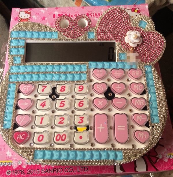 包郵Hello Kitty卡通太陽能計算器貼鑽鑲鑽水晶計算機kt禮品禮物在類目 電子詞典/電紙書/文化用品, 計算器中 - 來自Buy2taobao.com提供專業的淘寶代購服務