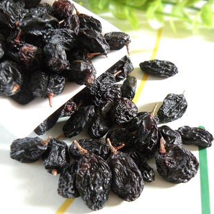  新疆美味零食 吐鲁番特产 无籽黑加仑葡萄干 富含青花素 散装500g