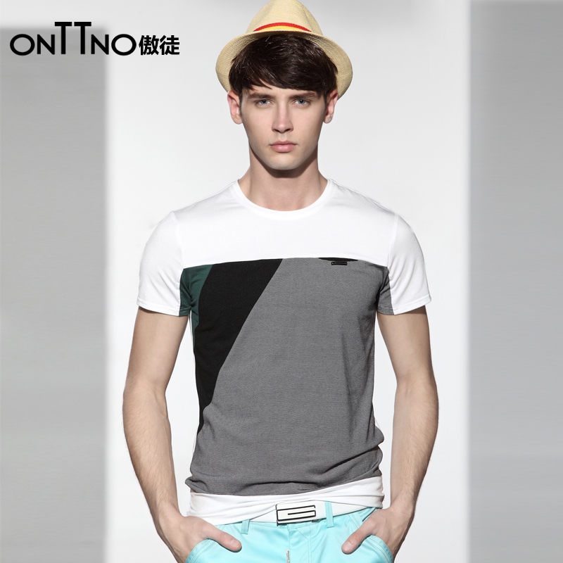 植绒烫钻立体印花T恤...