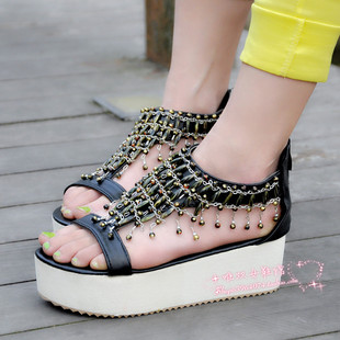  夏季韩版波西米亚风罗马金属装饰复古民族串珠松糕底女凉鞋学生鞋