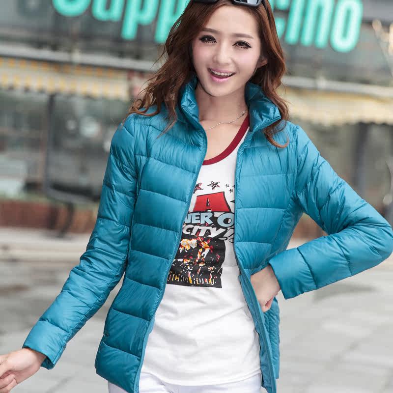 优衣库UNIQLO<em>女式</em>高级<em>轻型</em>立领<em>羽绒</em>服<em>外套</em>湖