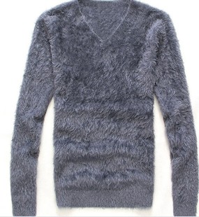 <em>淘宝</em>热卖!2013男装新款仿貂毛V领韩版<em>男毛衣</em>