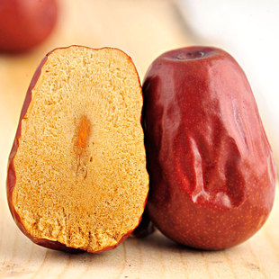  丝路宝典 新疆特产 和田大红枣子 原粒 特级贵妃枣500g  特价包邮