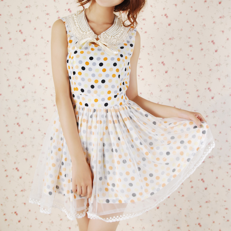 圆领彩色波点抽摺蕾丝...