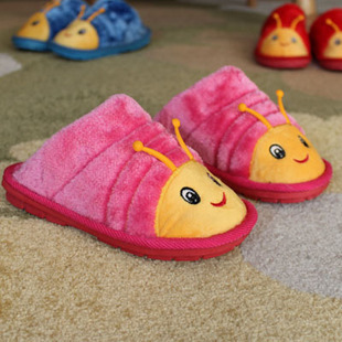  新款毛毛虫秋冬季家居家拖鞋儿童室内地板保暖棉拖鞋小孩包跟棉鞋