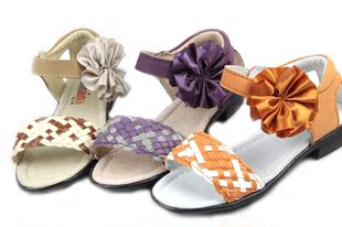  夏季新款斯乃纳正品儿童绣花凉鞋舒适牛皮女童小童凉鞋公主鞋