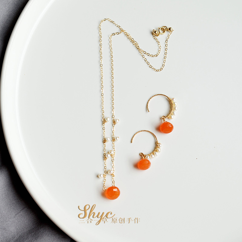 Cute persimmon-natural orange Chalcedony Special-shaped Pearl Imported 14k Cover with gold leaf Earrings Necklace claviclein the Accessories/Fashion Jewelry, Necklace category - from Buy2taobao.com to provide professional Taobao agent buy service