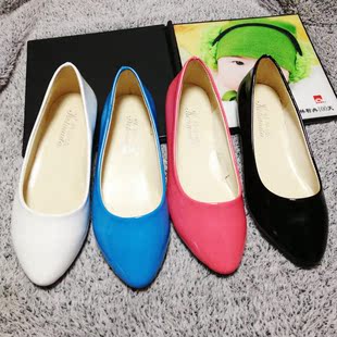 特价韩版甜美舒适平底单鞋平跟糖果色漆皮尖头大码女式鞋学生鞋