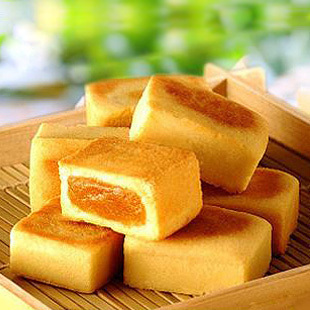  百草味 休闲零食台湾特产特色小吃糕点点心 凤梨酥300g精品盒装