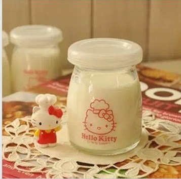 清仓处理KT hello kitty 玻璃小牛奶瓶布丁杯调味罐果冻杯 带盖在类目 厨房/烹饪用具, 厨用小工具/厨房储物, 储物瓶罐/厨房储物器皿, 调味瓶罐中 - 来自Buy2taobao.com提供专业的淘宝代购服务