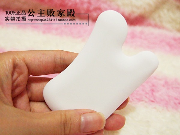 神物!低磁微晶陶瓷瘦臉石 提拉面部線條 臉部排毒 青春不老石在類目 個人護理/保健/按摩器材, 美容/美體輔助工具, 瘦臉機/瘦臉工具中 - 來自Buy2taobao.com提供專業的淘寶代購服務