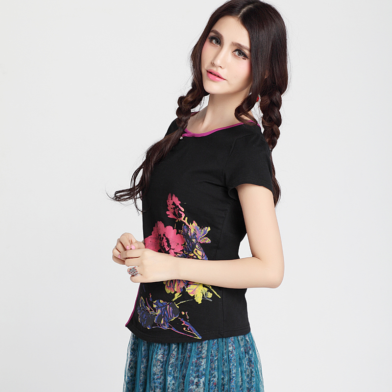 民族风圆领斜扣修身...