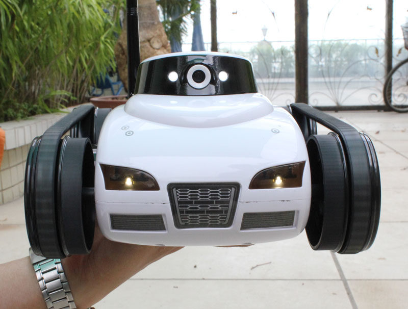 Real-time video iPad iPhone WiFi quad-channel remote control car spy camera 2.4G tank car