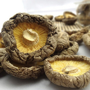  丛名 东北野生香菇 椴木 香菇 干货 特价 批发 多买包邮送黑木耳