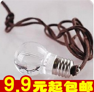 E4072 韩国 酷儿饰品批发 彩光电灯泡 QQ 项链/ 钥匙扣毛衣链