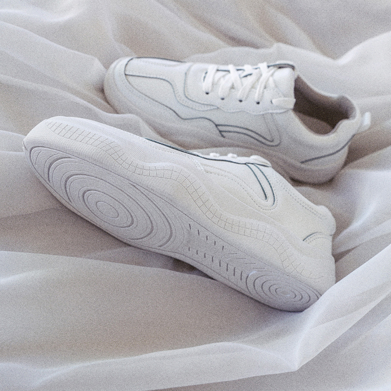Diddy 2019 Spring Fire Flat bottom Korean Edition Versatile fresh White shoesin the Women's Shoes, Low shoes category - from Buy2taobao.com to provide professional Taobao agent buy service