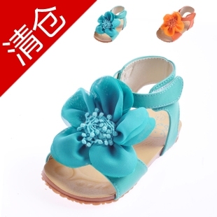  K 特价夏童鞋韩版女童立体花朵可爱凉鞋HD872934