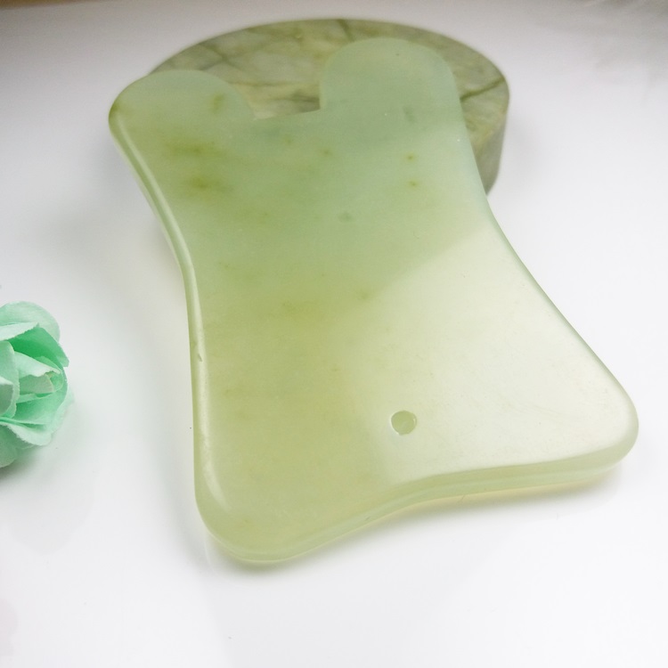 天然岫玉牛角刮痧片/板面部美容按摩浅绿色正品包邮理疗热销特价|ruв категории личный уход/Здравоохранение/массажное оборудование, меридиан медицинского оборудования, слом лист/Совет - от Buy2taobao.com для оказания профессиональной услуги покупки агента Taobao