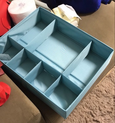 【IKEA/宜家国内代购】 思库布 储物盒带格 内衣收纳盒分隔收纳盒在类目 收纳整理, 家庭收纳用具, 收纳盒, 内衣收纳盒中 - 来自Buy2taobao.com提供专业的淘宝代购服务