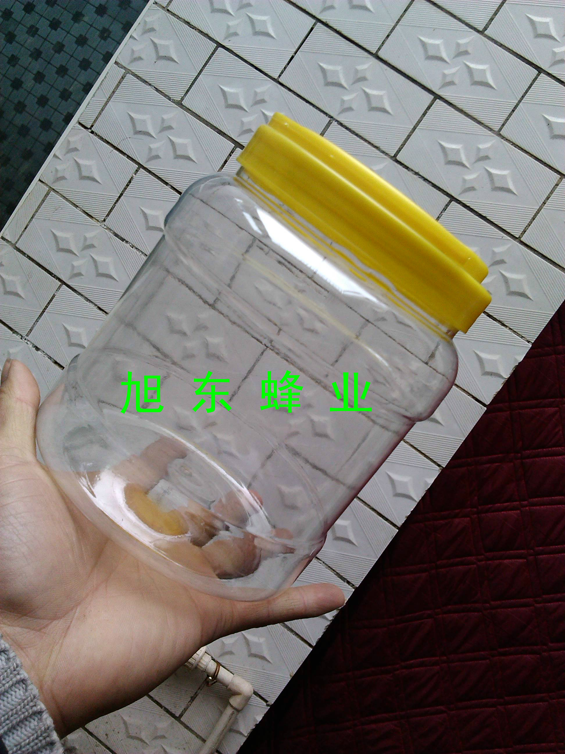 蜂蜜瓶透明塑料瓶子方瓶圆瓶加厚5斤厨房用透明食品瓶包邮在类目 传统滋补营养品, 蜂产品, 其它蜂产品中 - 来自Buy2taobao.com提供专业的淘宝代购服务