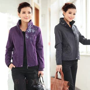 新款女装春装品牌中年装妈妈装衣服小外套休闲大码春秋短外套