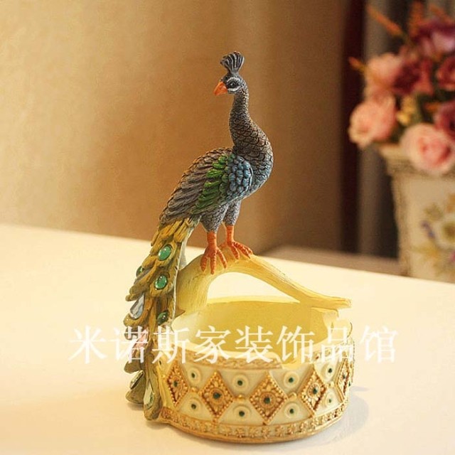 时尚孔雀烟灰缸 创意个性 酒吧烟灰缸 送礼孔雀踏桥 树脂摆件时尚 时尚孔雀烟灰缸 创意个性 酒吧烟灰缸 送礼孔雀踏桥 树脂摆件时尚