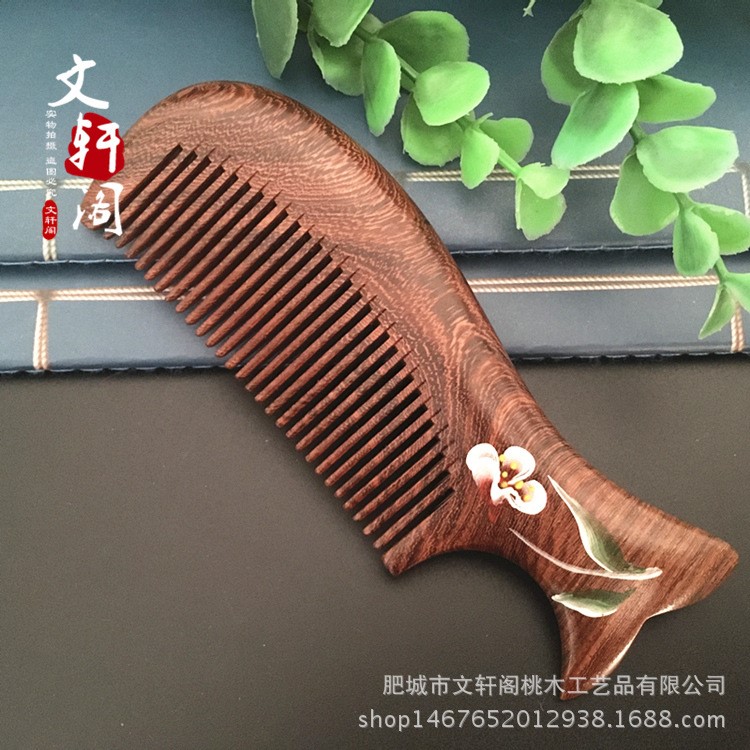 精品天然黑金檀鱼尾木梳子手绘彩绘按摩保健卷发黑金檀木梳子|msdalam kategori keluarga/Alat Pembersihan peribadi, Peralatan pembersihan penjagaan diri, com/Cermin mudah alih, com/solek com/urut sikat - dari Buy2taobao.com untuk memberikan perkhidmatan ejen Taobao profesional membeli