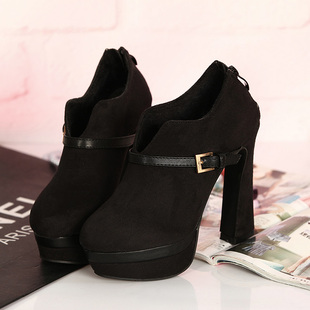  新品撞色高跟裸靴防水台马丁靴婚鞋vivi杂志女鞋冬季短靴女