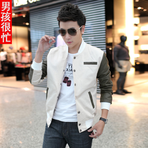 热销男短<em>外套</em> <em>男装</em>2013<em>秋装</em>新款牛仔薄<em>外套</em>男