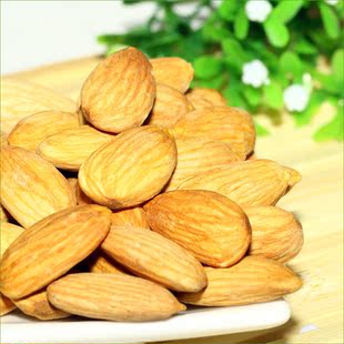  包邮 年货特价零食品坚果无壳杏仁 特大NP美国盐焗大杏仁肉500g