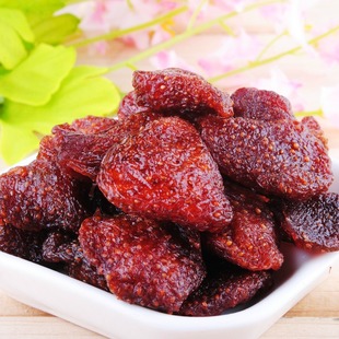  大福记 满果庄园 草莓干68g 酸酸甜甜 纯天然无添加 零食 特产