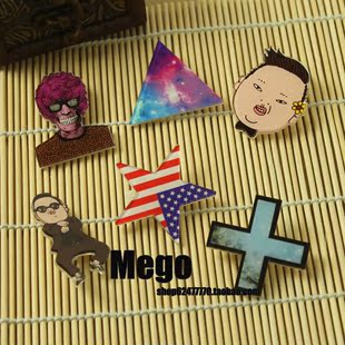  【Mego】日本 原宿 鸟叔 五角星 星云十字架 骷髅异性徽章 胸针