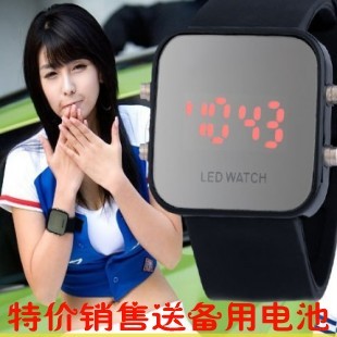  时尚果冻表镜面表磨砂LED电子手表镜子表硅胶表镜面表学生表男女